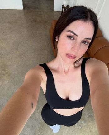 🔥 Adelaide kane leaked private photo uncensored full
