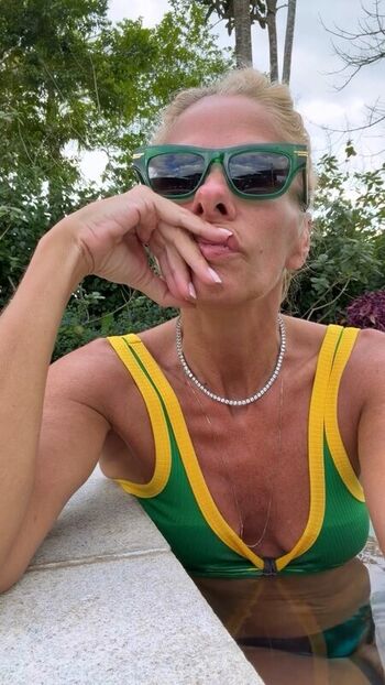 🔥 Adriane galisteu leaked private photo uncensored full