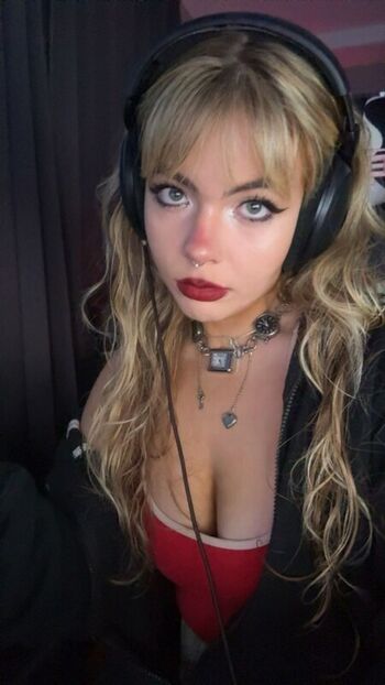 🔥 Aiiygatorz leaked private photo uncensored full