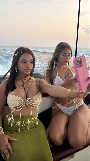 🔥 Aishah sofey  page leaked private photo uncensored full