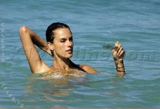 🔥 Alessandra ambrosio  page leaked private photo uncensored full