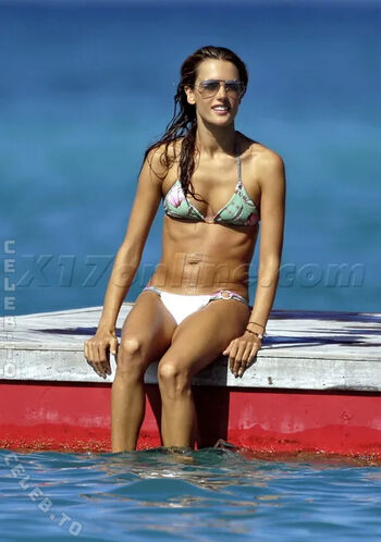 🔥 Alessandra ambrosio  page leaked private photo uncensored full