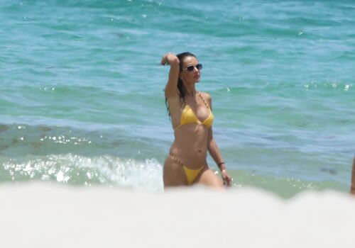 🔥 Alessandra ambrosio  page leaked private photo uncensored full
