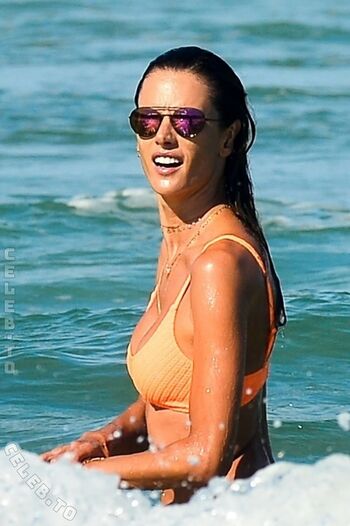 🔥 Alessandra ambrosio  page leaked private photo uncensored full