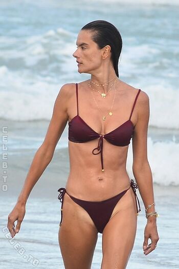 🔥 Alessandra ambrosio  page leaked private photo uncensored full