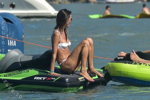 🔥 Alessandra ambrosio  page leaked private photo uncensored full