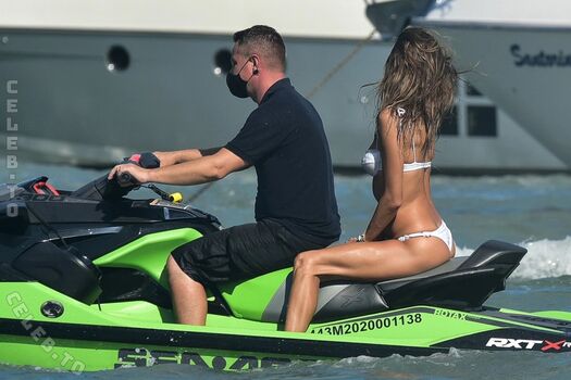 🔥 Alessandra ambrosio  page leaked private photo uncensored full