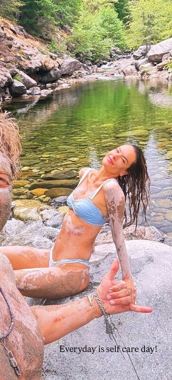 🔥 Alessandra ambrosio  page leaked private photo uncensored full