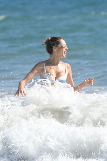 🔥 Alessandra ambrosio  page leaked private photo uncensored full