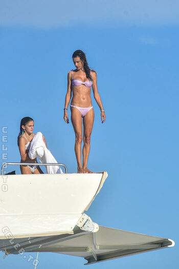 🔥 Alessandra ambrosio  page leaked private photo uncensored full