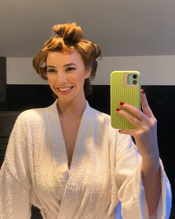 🔥 Amelie manzoli  page leaked private photo uncensored full