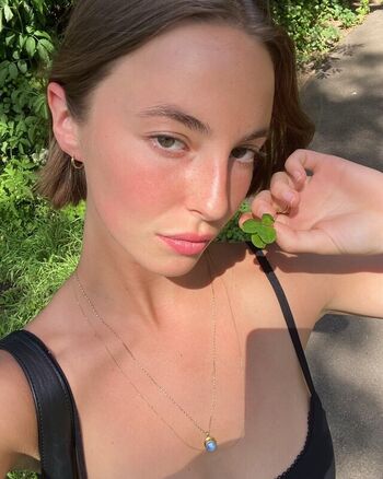 🔥 Amelie manzoli leaked private photo uncensored full