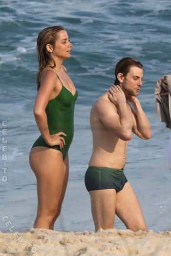🔥 Ana de armas  page leaked private photo uncensored full