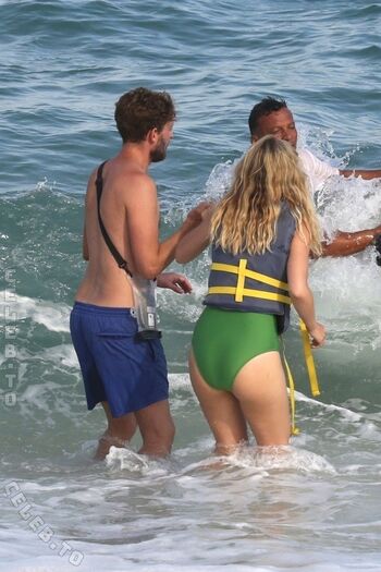 🔥 Ana de armas  page leaked private photo uncensored full