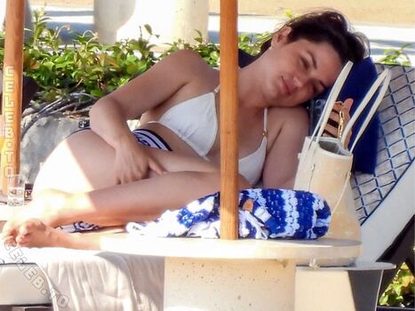 🔥 Ana de armas  page leaked private photo uncensored full