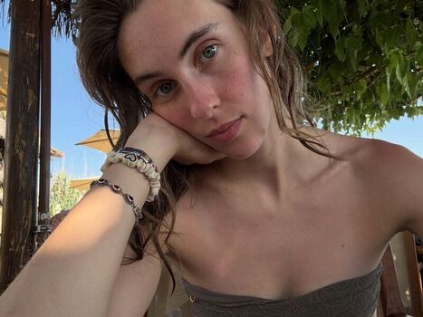🔥 Andrearcuervo leaked private photo uncensored full