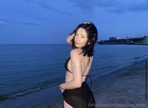 🔥 Angelina jones leaked private photo uncensored full