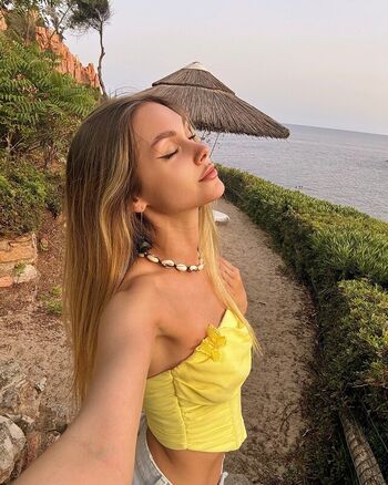 🔥 Anna stoliar leaked private photo uncensored full