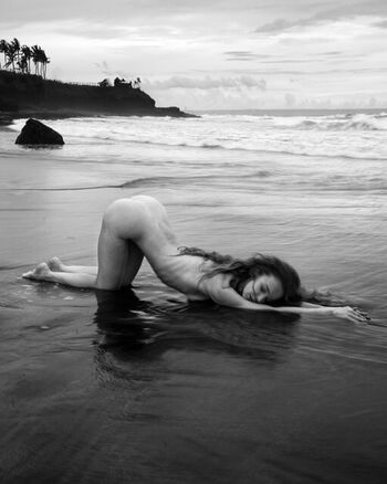 🔥 Anna tsaralunga  page leaked private photo uncensored full