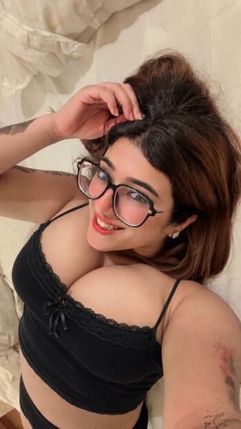 🔥 Apoorva bhalla page leaked private photo uncensored full