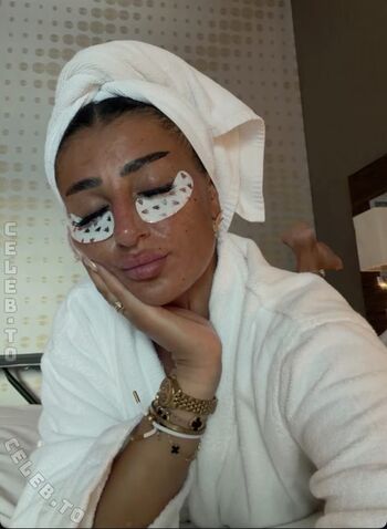 🔥 Arabiccwoman leaked private photo uncensored full