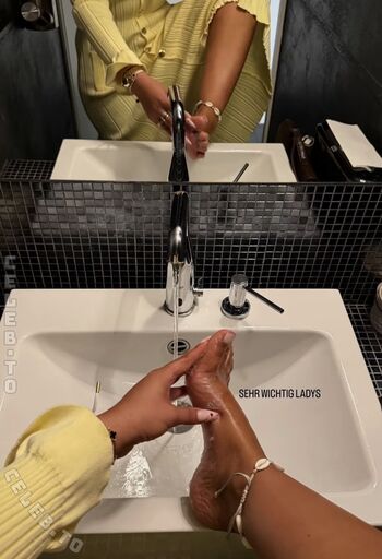 🔥 Arabiccwoman leaked private photo uncensored full