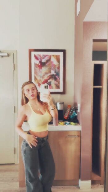 🔥 Ariana white page leaked private photo uncensored full