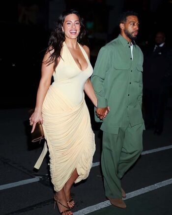 🔥 Ashley graham leaked private photo uncensored full