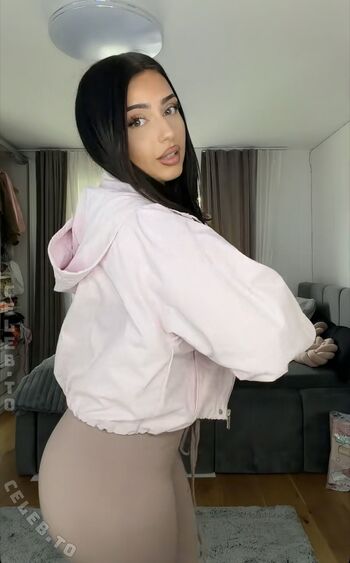 🔥 Avendaaxs page leaked private photo uncensored full