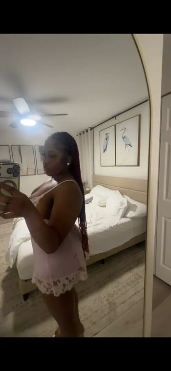 🔥 Bighettobooty leaked private photo uncensored full