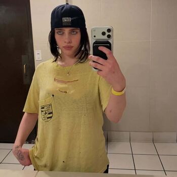 🔥 Billie eilish  page leaked private photo uncensored full