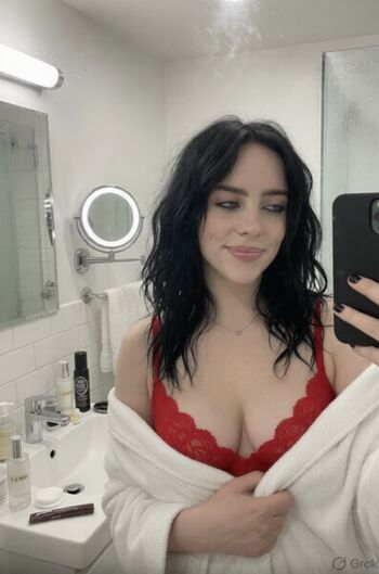 🔥 Billie eilish fake leaked private photo uncensored full