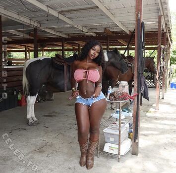 🔥 Bimbonique leaked private photo uncensored full