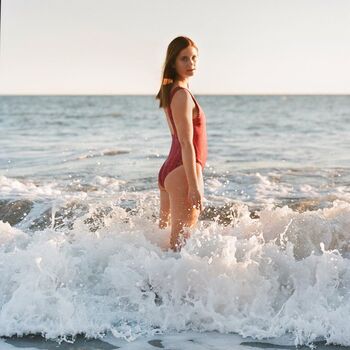 🔥 Bonnie wright leaked private photo uncensored full