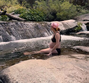 🔥 Bonnie wright leaked private photo uncensored full