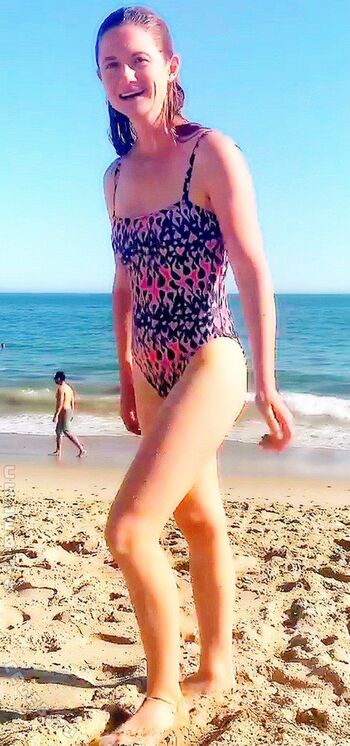 🔥 Bonnie wright leaked private photo uncensored full