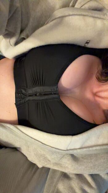 🔥 Brittsprettypeach leaked private photo uncensored full