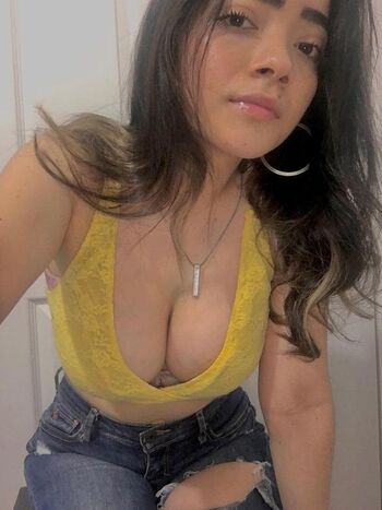 🔥 Chaparrita linda page leaked private photo uncensored full