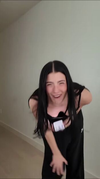 🔥 Charli d amelio page leaked private photo uncensored full