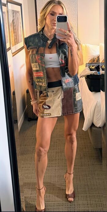 🔥 Charlotte flair leaked private photo uncensored full