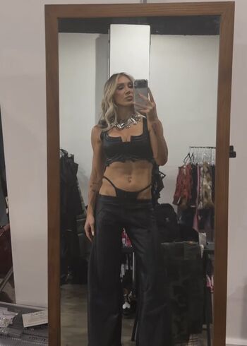 🔥 Charlotte flair page leaked private photo uncensored full