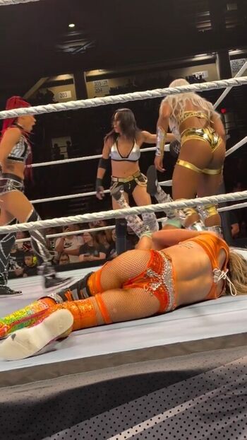 🔥 Charlotte flair leaked private photo uncensored full