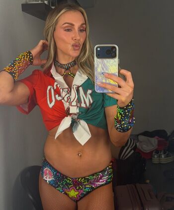 🔥 Charlotte flair leaked private photo uncensored full