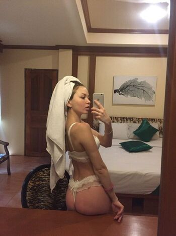 🔥 Crystallandysh page leaked private photo uncensored full