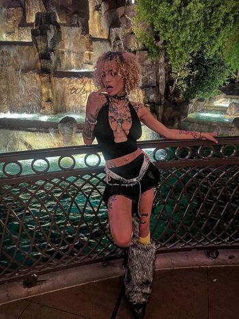 🔥 Crystals nchantd page leaked private photo uncensored full