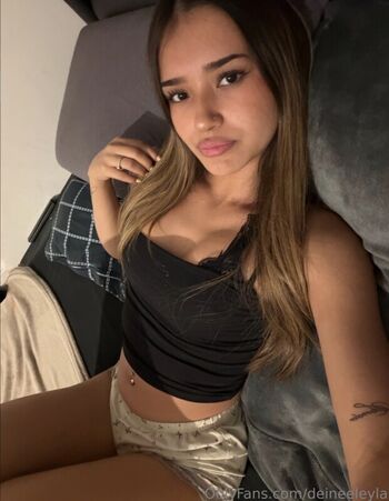 🔥 Deineeleyla  page leaked private photo uncensored full