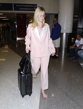 🔥 Elle fanning page leaked private photo uncensored full