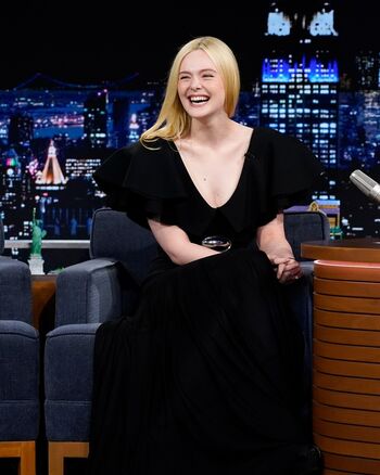 🔥 Elle fanning leaked private photo uncensored full
