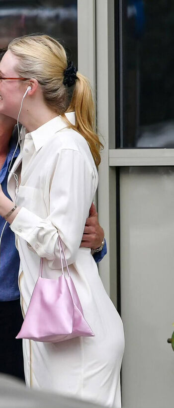 🔥 Elle fanning leaked private photo uncensored full