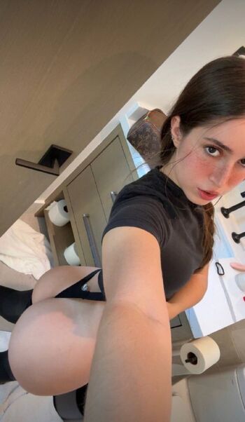 🔥 Emarr b leaked private photo uncensored full